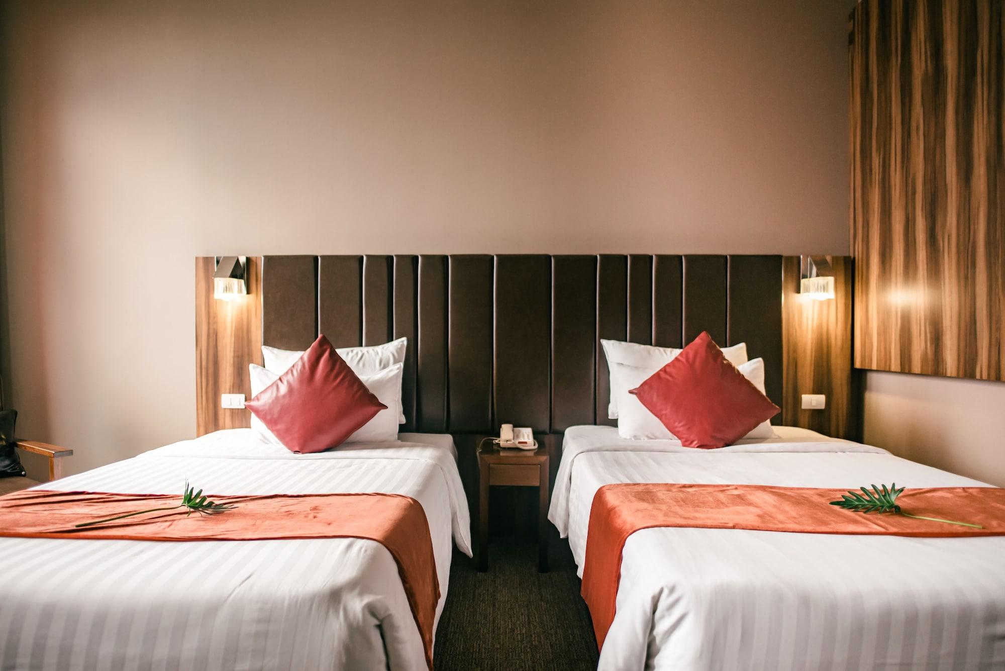 Grand Howard Hotel Bangkok Bagian luar foto