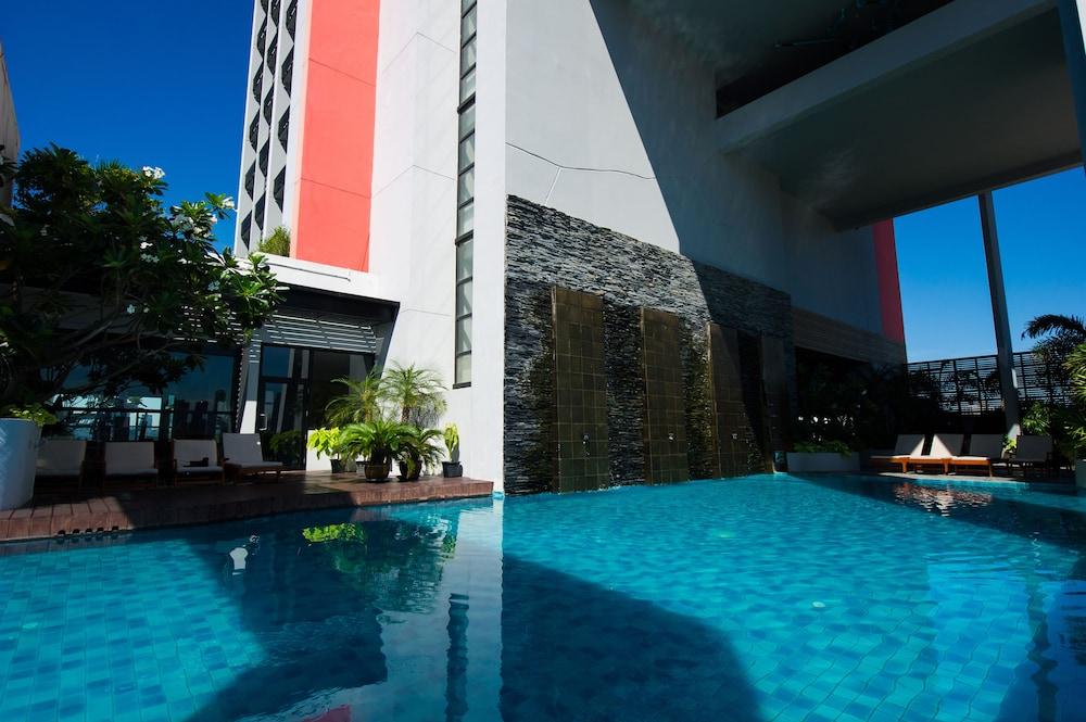 Grand Howard Hotel Bangkok Bagian luar foto