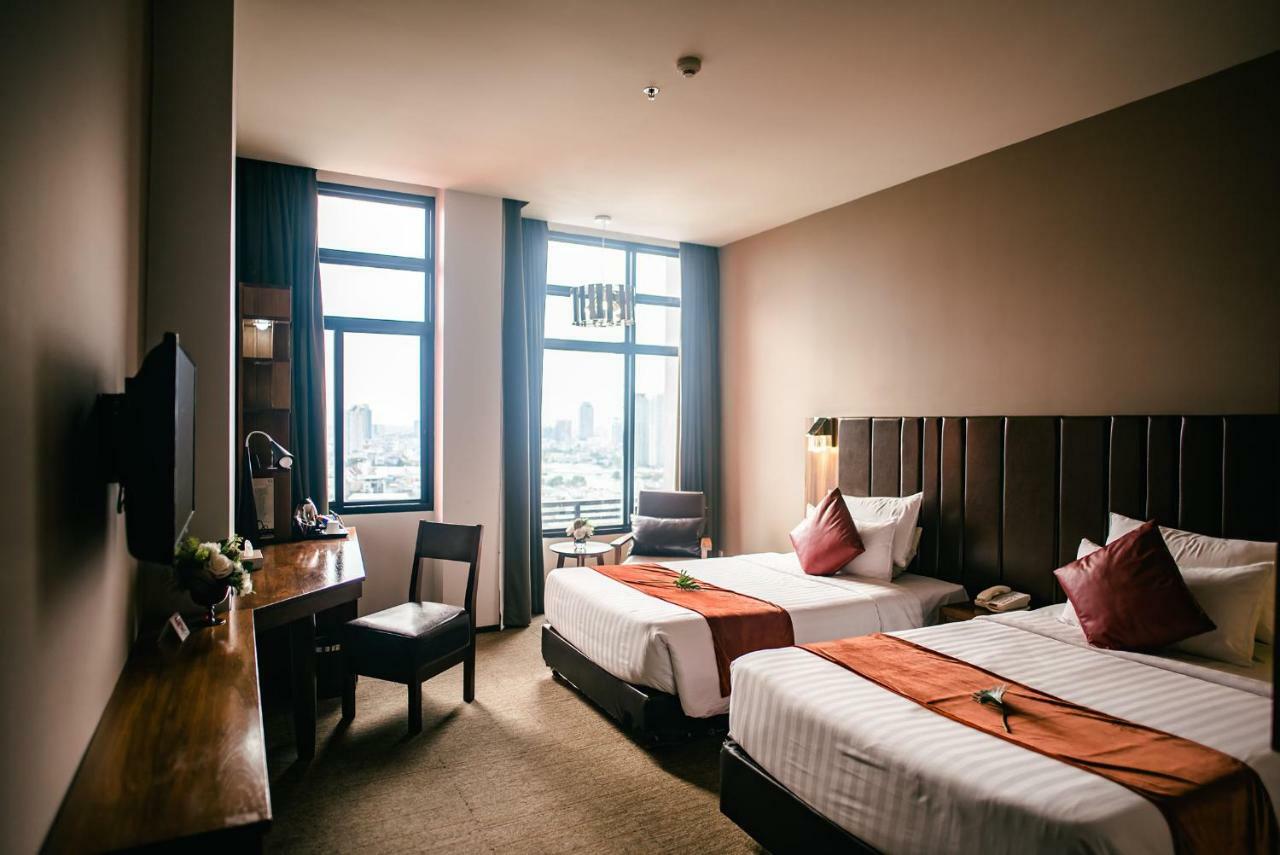 Grand Howard Hotel Bangkok Bagian luar foto